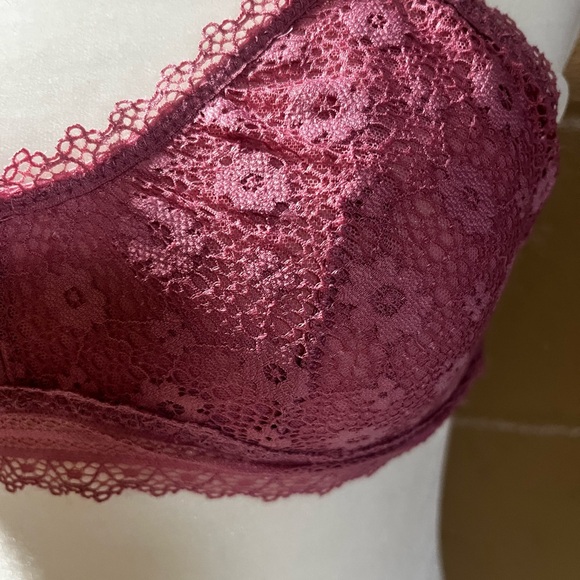 Victoria’s Secret Pink Floral Lace Bralette - Picture 3 of 5